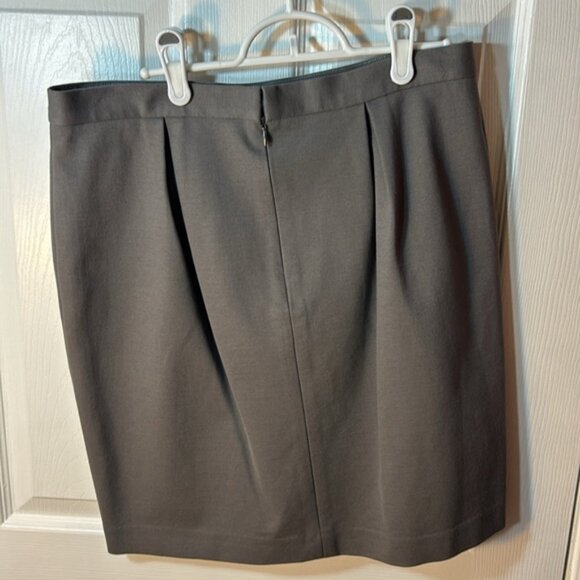 Size 12 banana Republic, Erica Gray pencil skirt - Picture 2 of 5